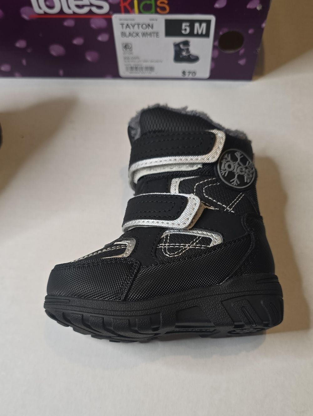 Totes toddler snow boots New Size 5